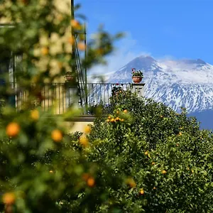 Giardino Arancio 3*, Giarre Italia